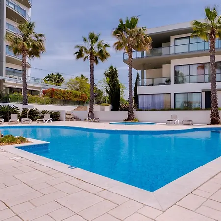 стильный т2 Quarteira