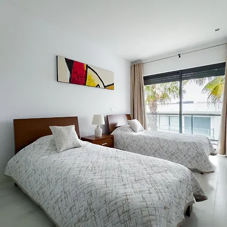 стильный т2 Quarteira