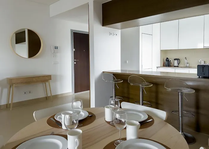 стильный т2 קווארטיירה