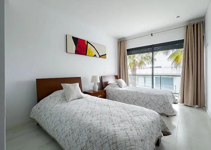 стильный т2 קווארטיירה